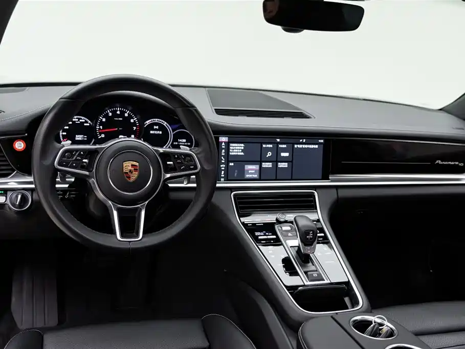 Panamera 2020 Panamera 10th Anniversary Edition 2.9T купить на сайте DeffCars