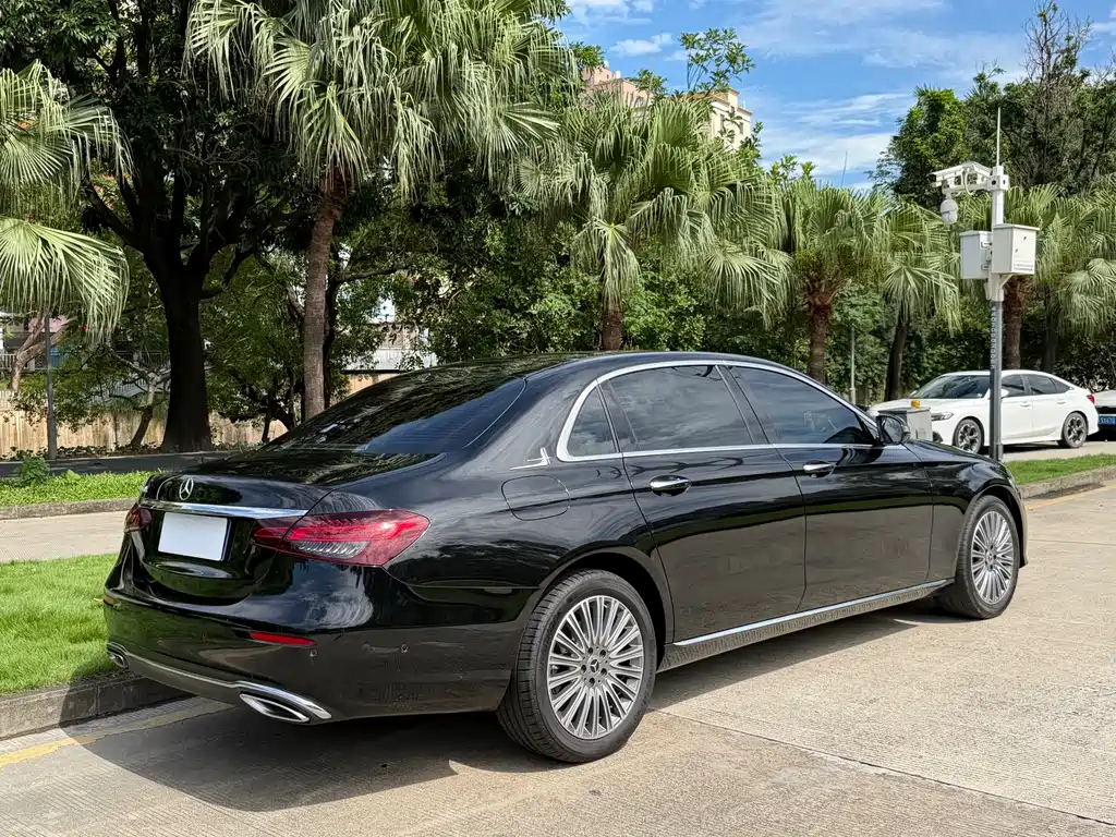 Mercedes-Benz E-Class 2021 E 300 L Luxury Model купить на сайте DeffCars