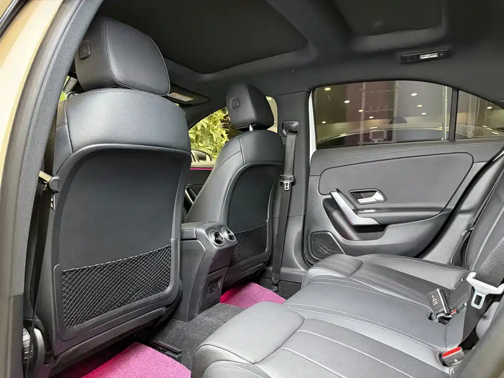 Mercedes-Benz A-Class 2022 A 200 L Sports Sedan Dynamic Type купить на сайте DeffCars