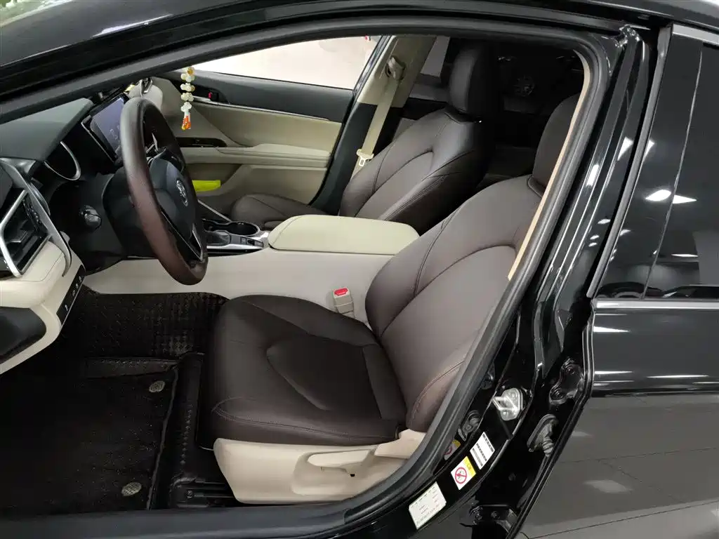 Camry 2018 2.0E Elite Edition купить на сайте DeffCars