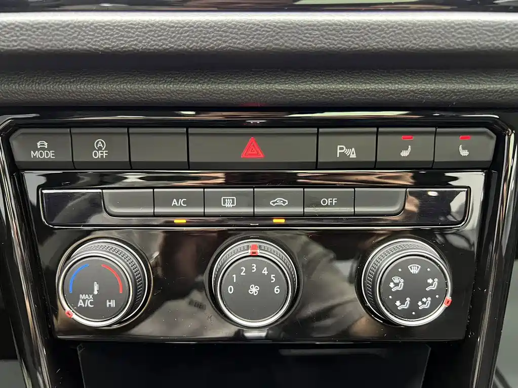 T-ROC 2022 280TSI DSG 2WD Comfort Plus купить на сайте DeffCars