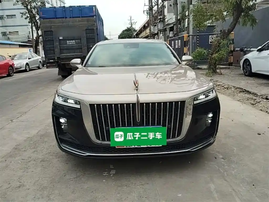 Hongqi H9 2020 2.0T Zhilian Flagship Edition купить на сайте DeffCars