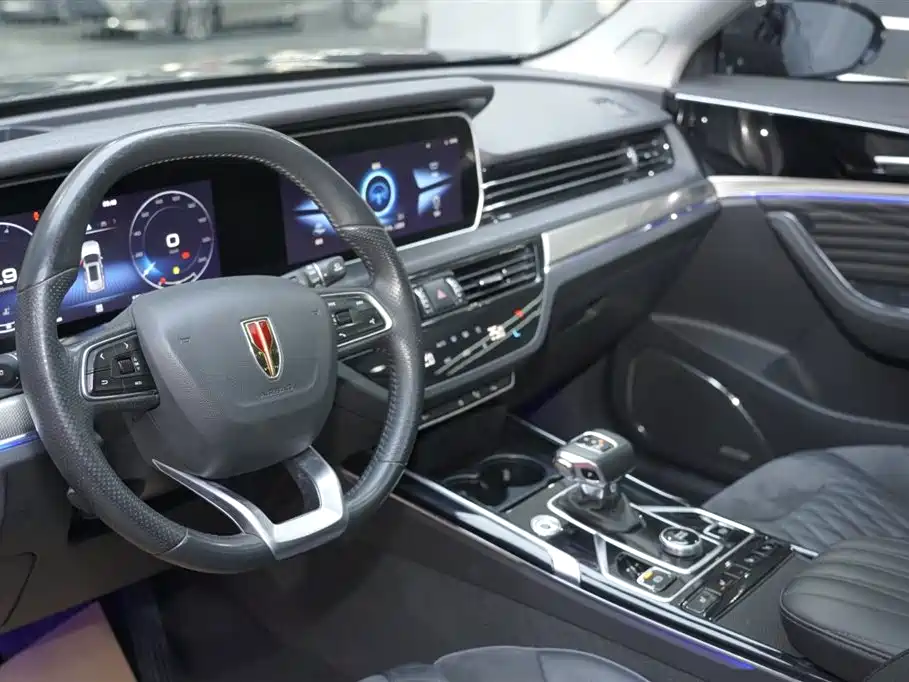 Hongqi HS5 2022 facelift 2.0T Zhilian Qixiang four-wheel drive version купить на сайте DeffCars