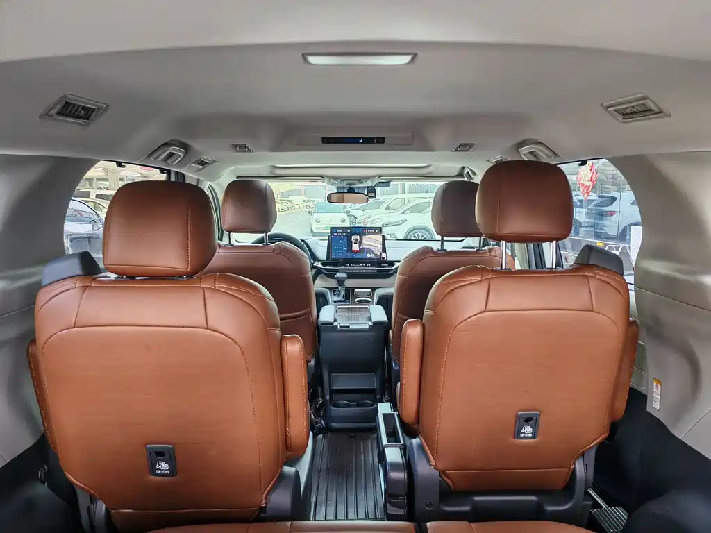SIENNA 2023 2.5L Hybrid Comfort Edition купить на сайте DeffCars