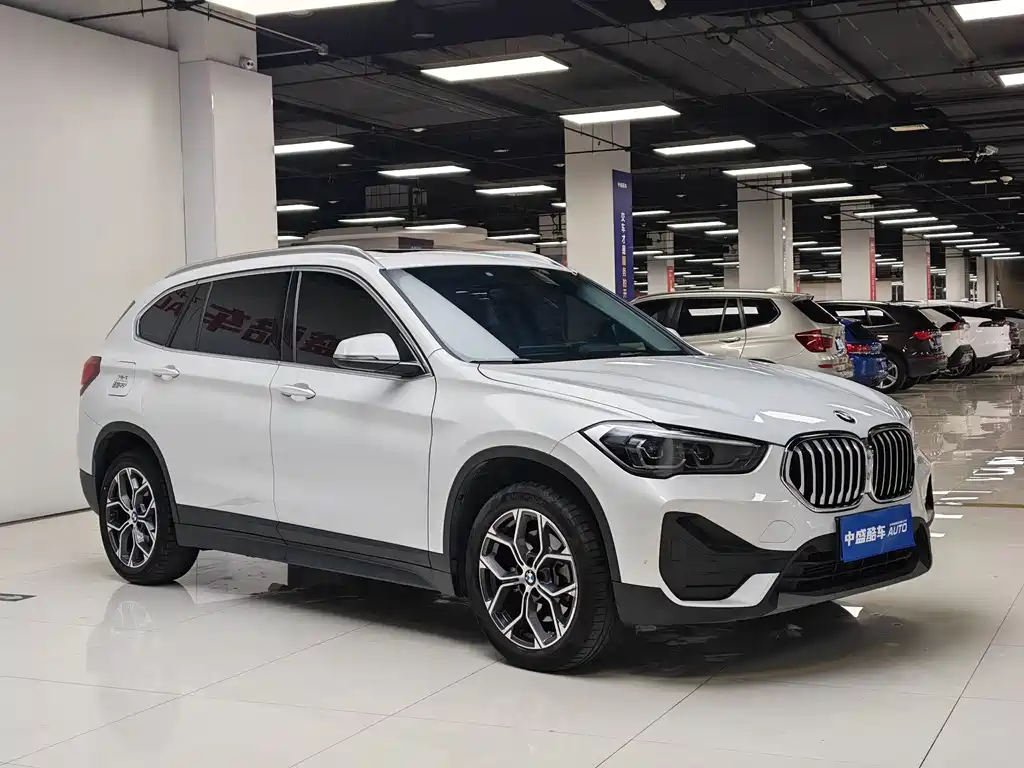 BMW X1 2021 facelift sDrive25Li leading model купить на сайте DeffCars