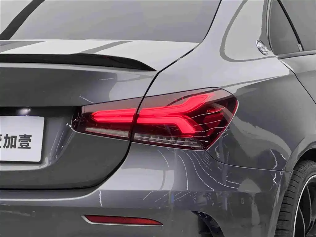 Mercedes-Benz A-Class AMG 2020 AMG A 35 L 4MATIC купить на сайте DeffCars