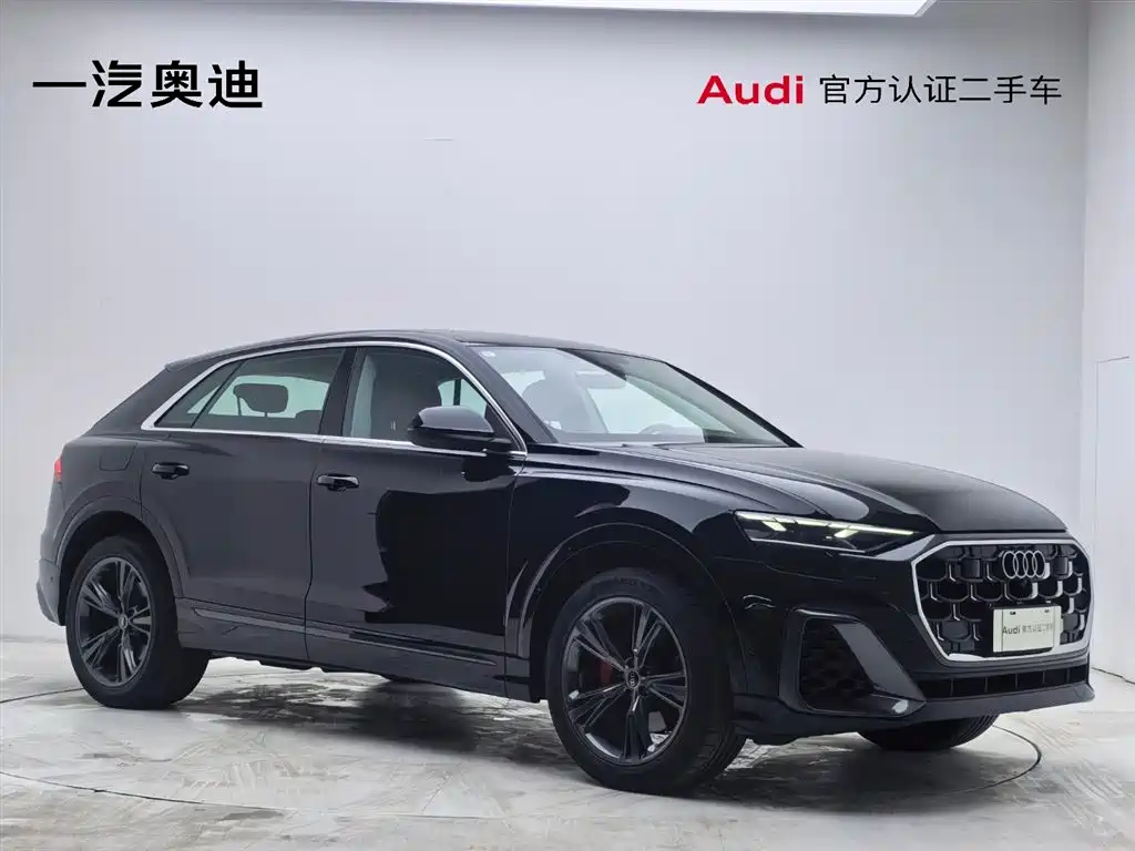 Audi Q8 2024 55 TFSI luxury and dynamic model купить на сайте DeffCars