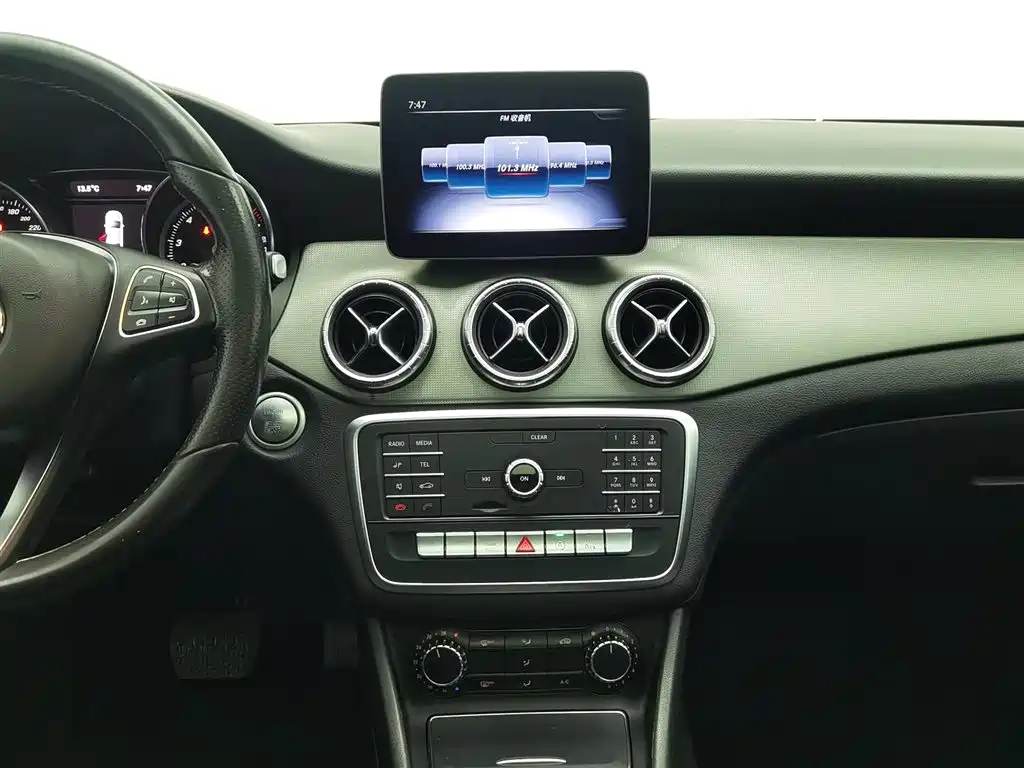 Mercedes-Benz CLA imported 2018 CLA 200 dynamic model купить на сайте DeffCars