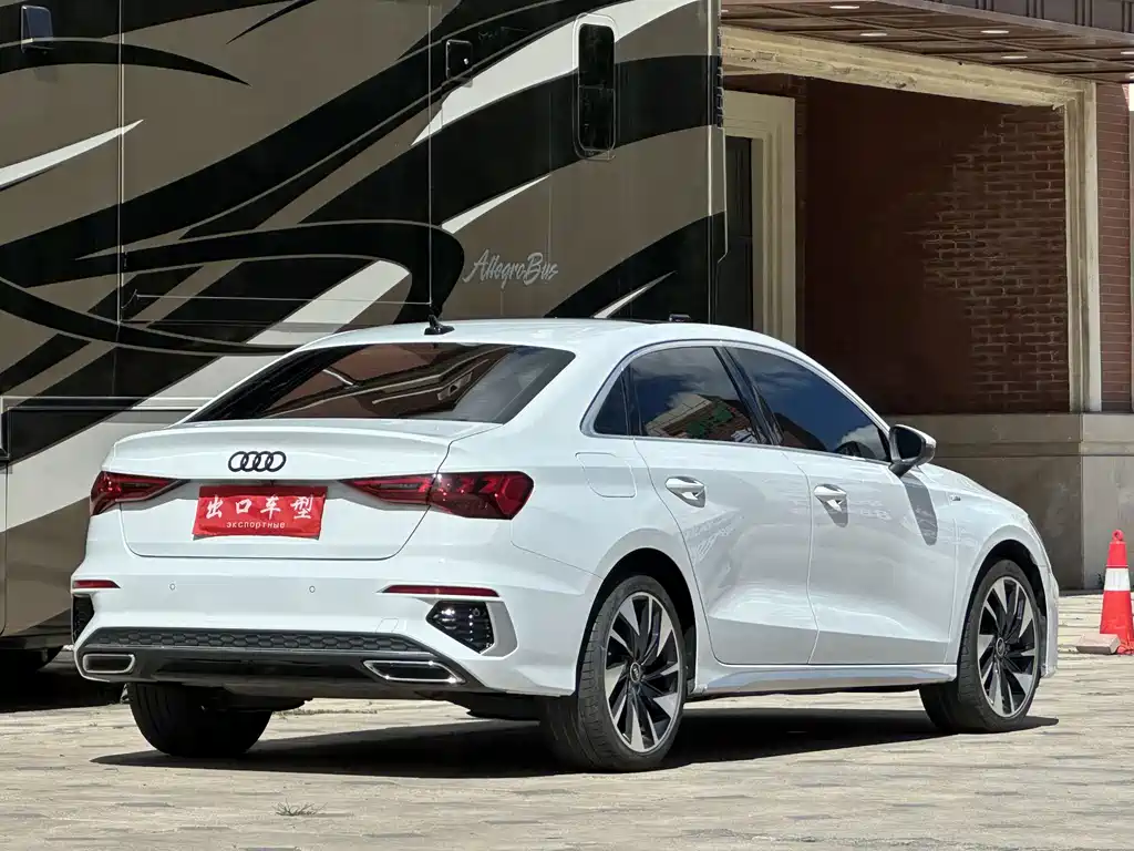 Audi A3 2023 Modified A3L Limousine 35 TFSI Fashion Sporty купить на сайте DeffCars
