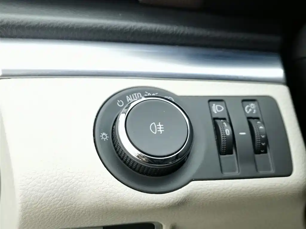 Buick GL8 2023 Land Business Class Smart Enjoyment купить на сайте DeffCars