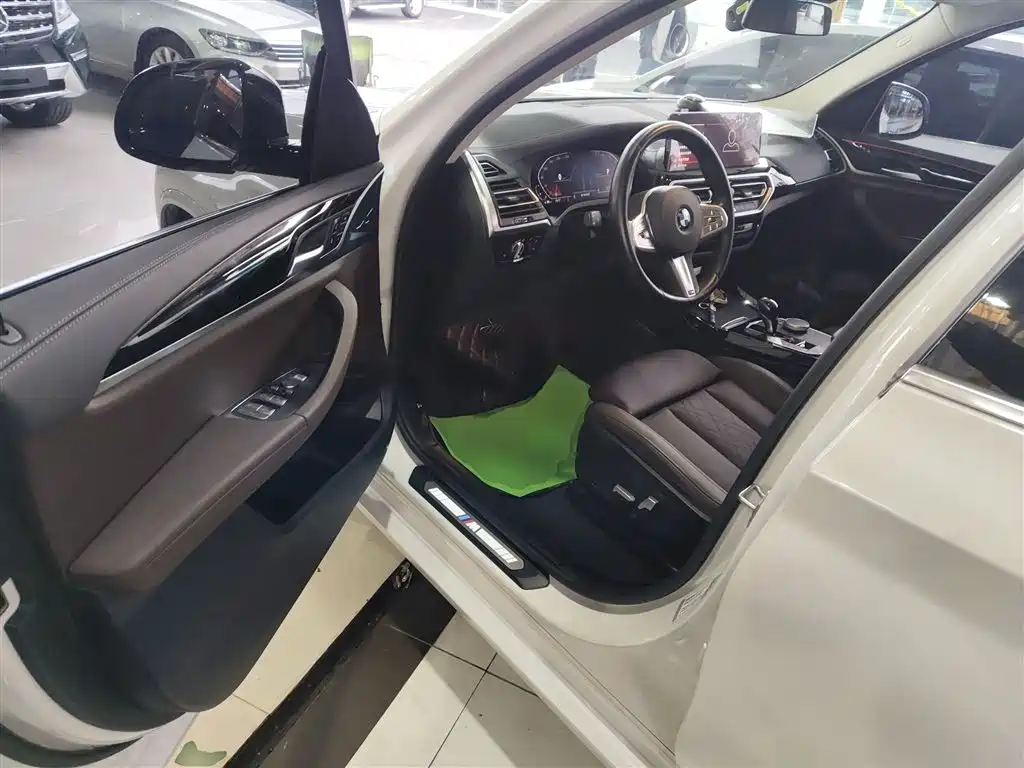BMW X3 2022 facelift xDrive25i M sports package купить на сайте DeffCars