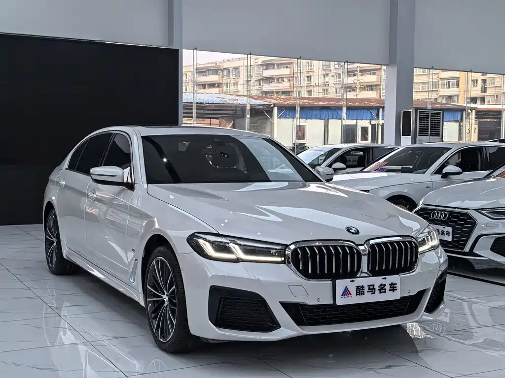BMW 5 Series 2023 facelift 530Li leading M sports package купить на сайте DeffCars