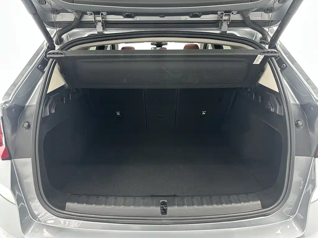 BMW X1 2023 sDrive20Li X Design Package купить на сайте DeffCars