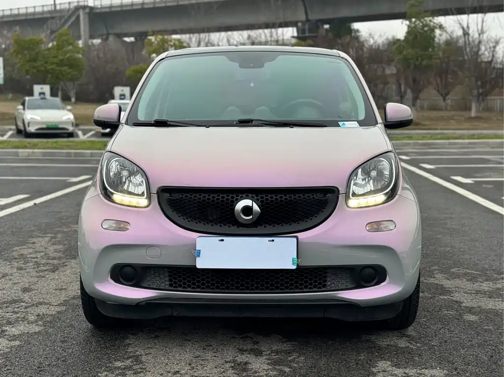 smart forfour 2016 0.9T 66kW Pioneer Edition купить на сайте DeffCars