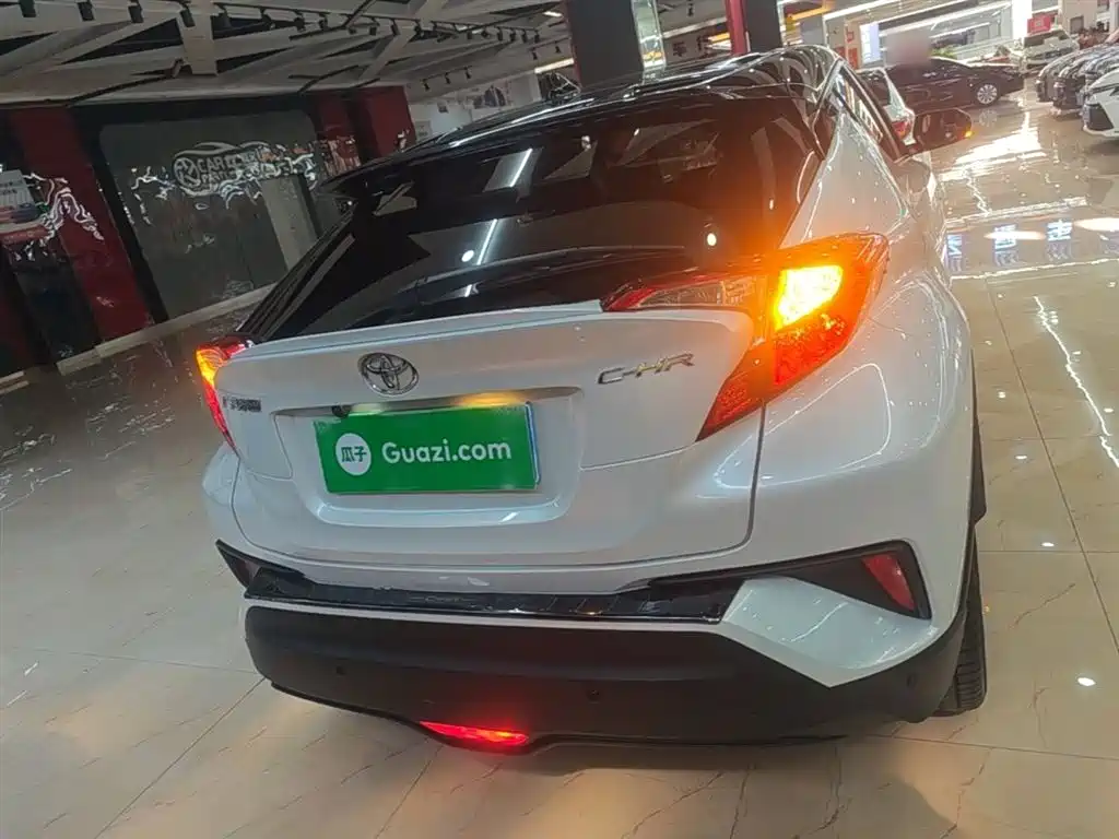 Toyota C-HR 2021 2.0L Comfort Edition купить на сайте DeffCars