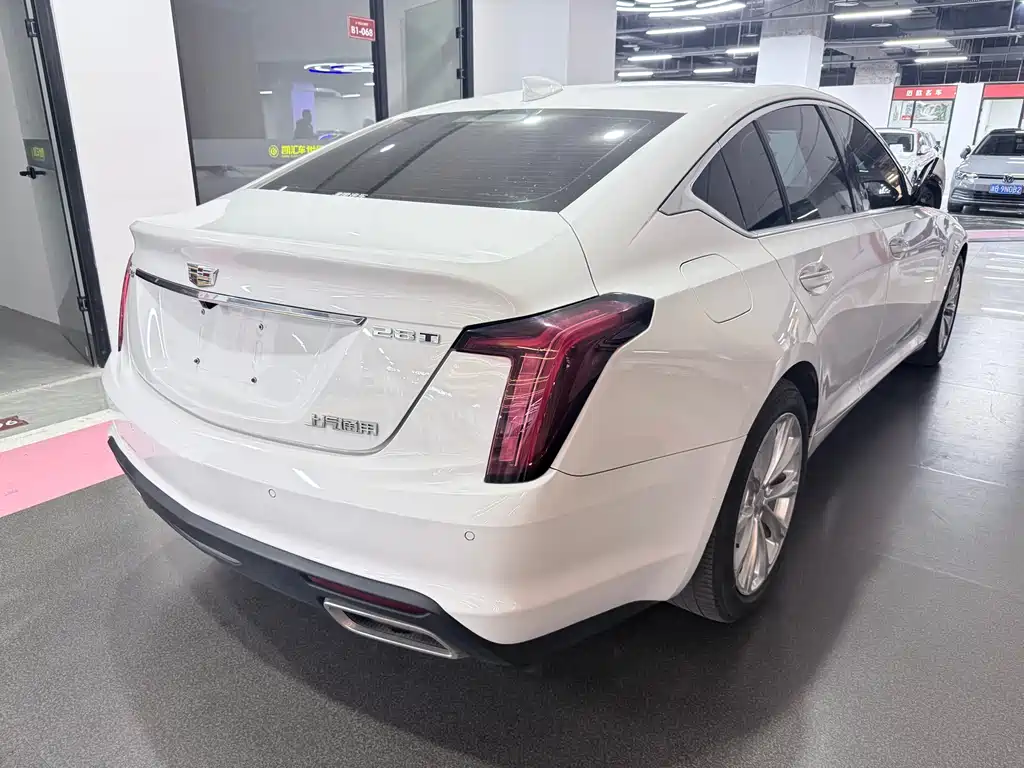 Cadillac CT5 2021 28T Fashion Model купить на сайте DeffCars