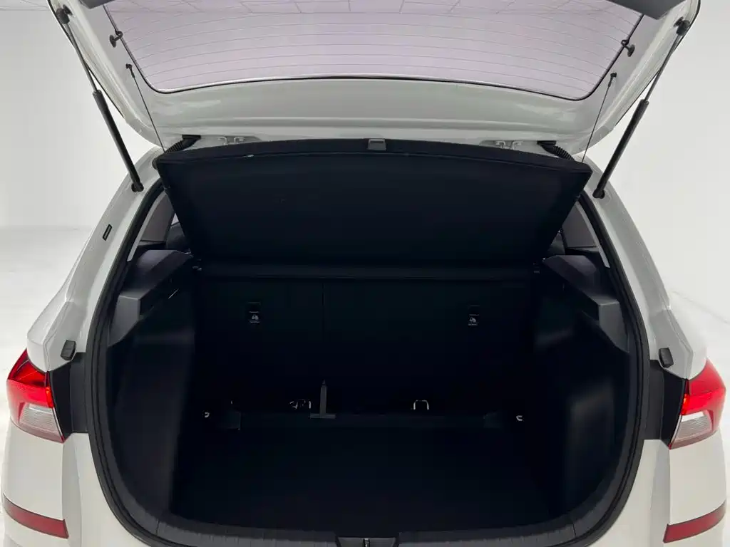 Kamiq 2020 1.5L Automatic Comfort Edition купить на сайте DeffCars