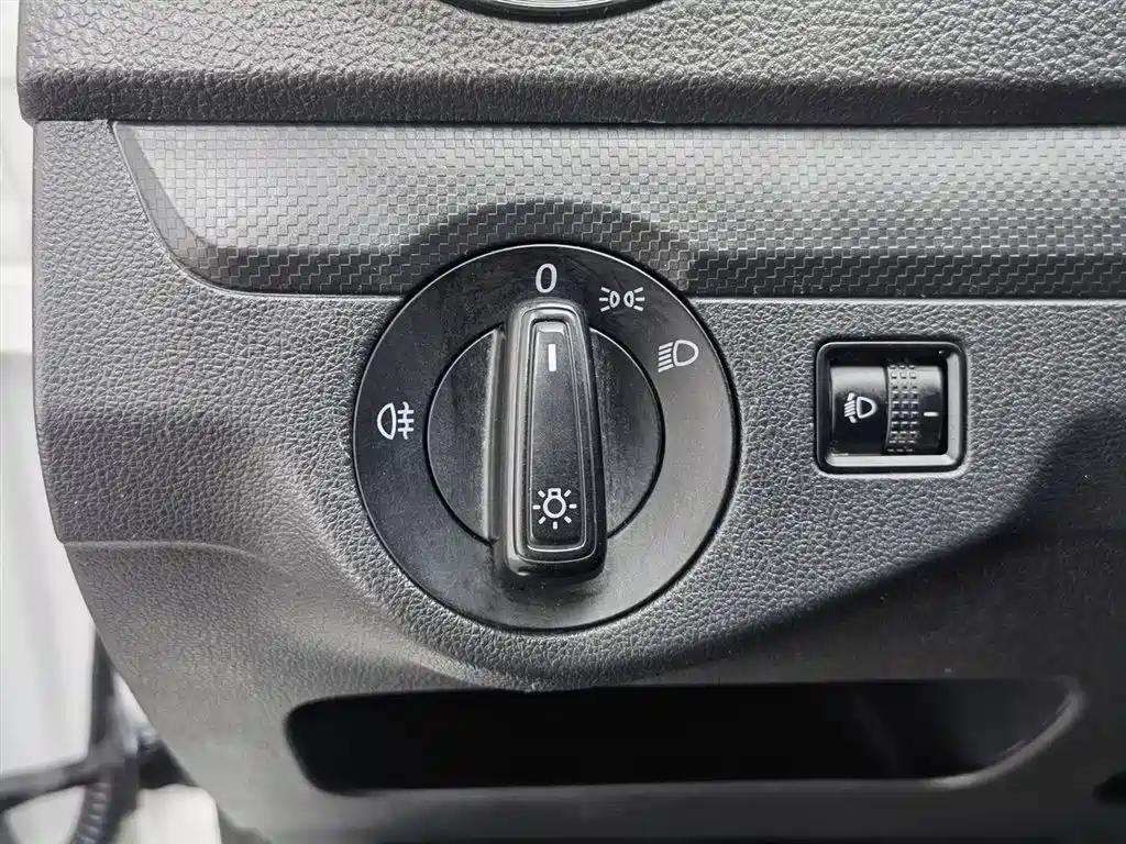 Jetta 2019 Dream Edition 1.5L Automatic Fashion Model купить на сайте DeffCars