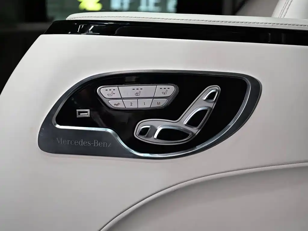Mercedes-Benz V-Class 2018 V 260 L Premium Extended Edition National VI купить на сайте DeffCars