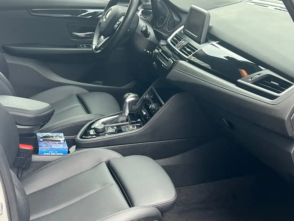 BMW 2 Series Touring 2016 218i Sports Design Package купить на сайте DeffCars