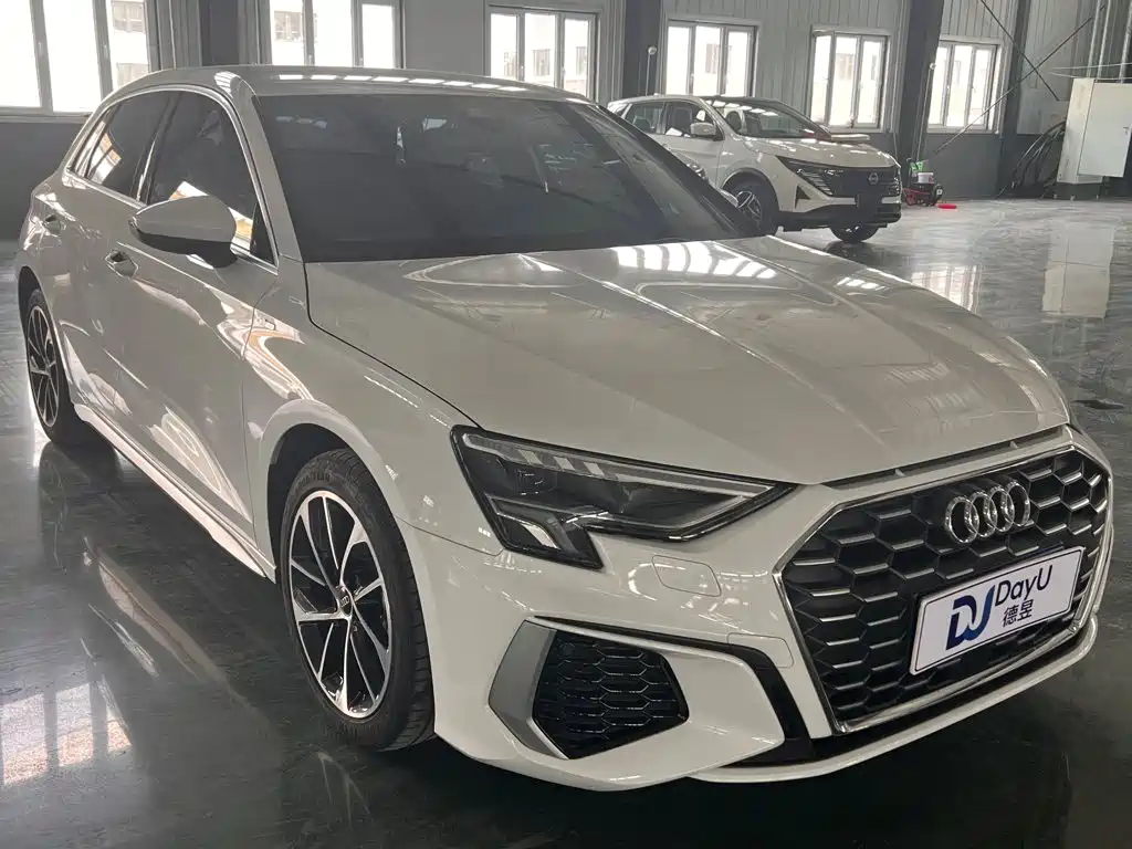 Audi A3 2023款 改款 Sportback 35 TFSI 进取运动型 купить на сайте DeffCars