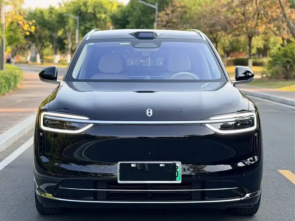 Wenjie M7 2026 extended range Max four-wheel drive version 5 seats купить на сайте DeffCars