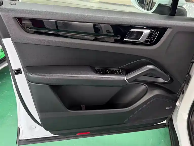 Cayenne 2019 Cayenne Coupé 3.0T купить на сайте DeffCars