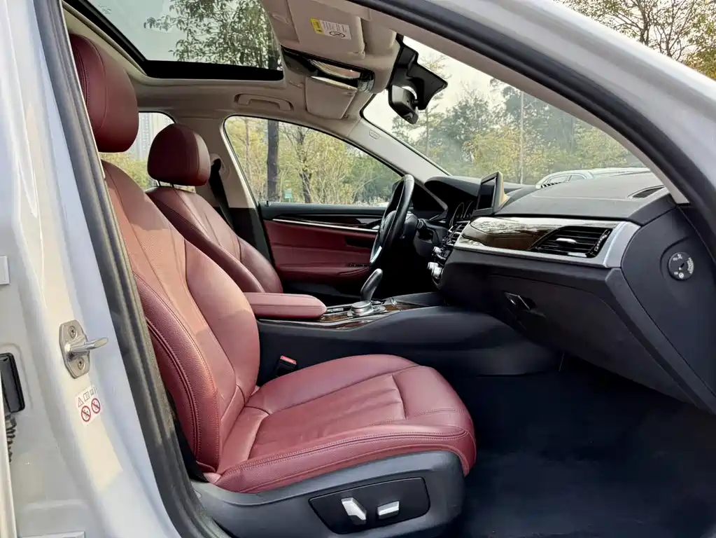 BMW 5 Series 2018 528Li Special Edition launched купить на сайте DeffCars