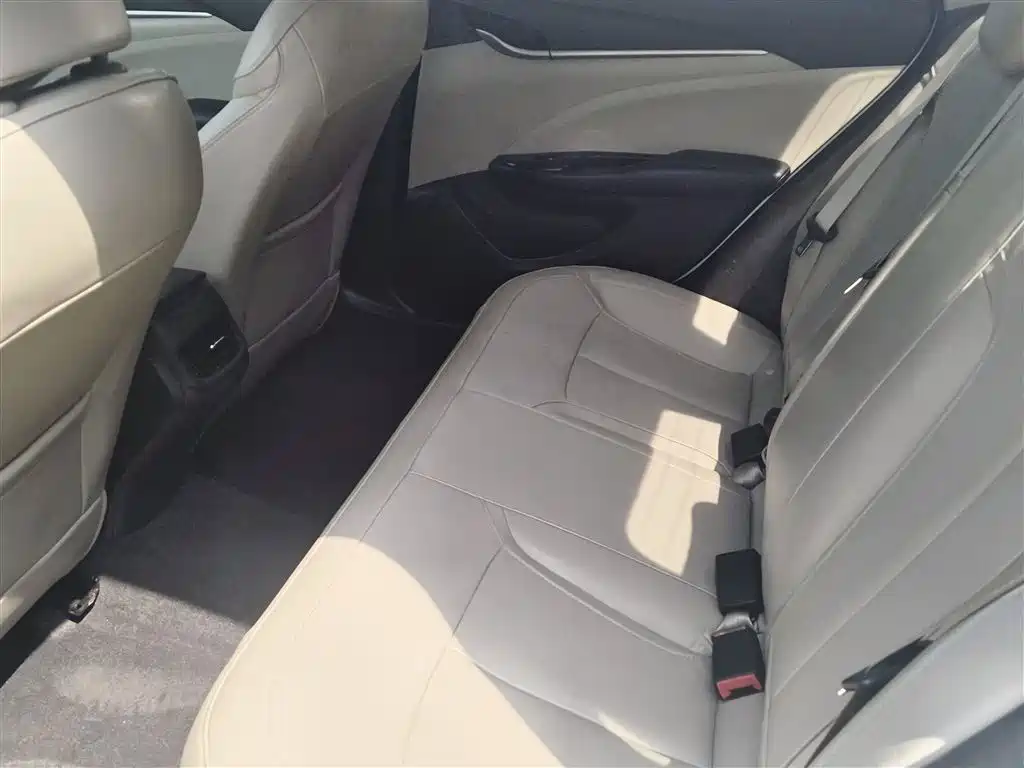 Yinglang 2019 15T dual-clutch interconnected elite model National VI купить на сайте DeffCars