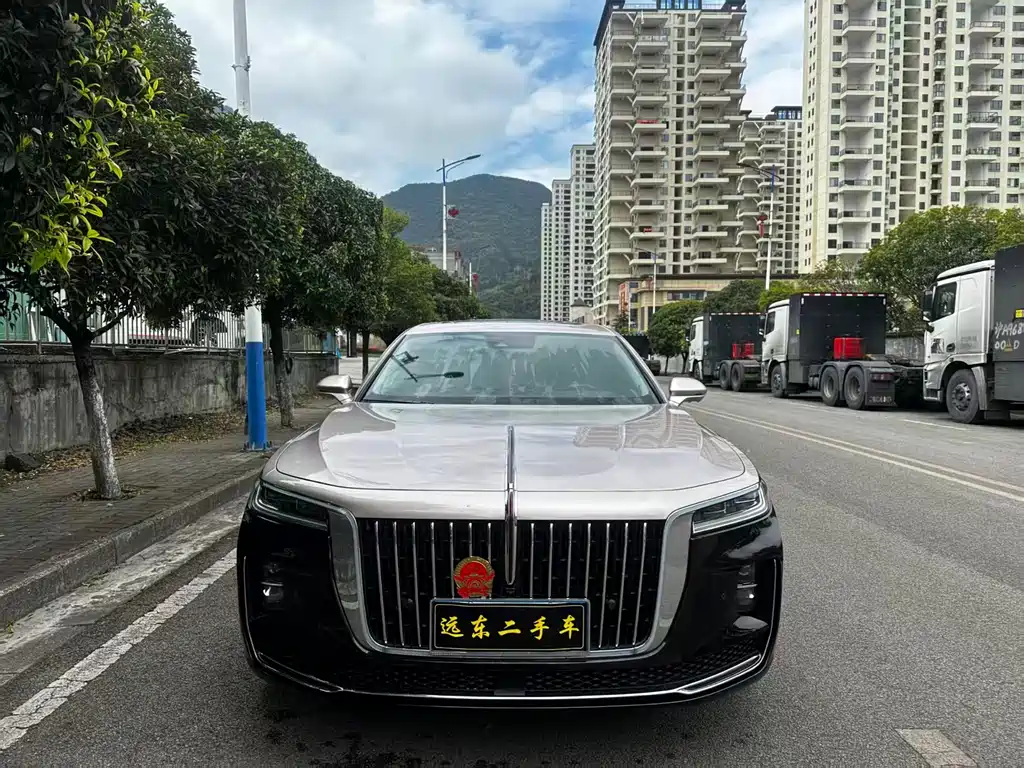 Hongqi H9 2023 2.0T Zhilianqi Chang Edition купить на сайте DeffCars