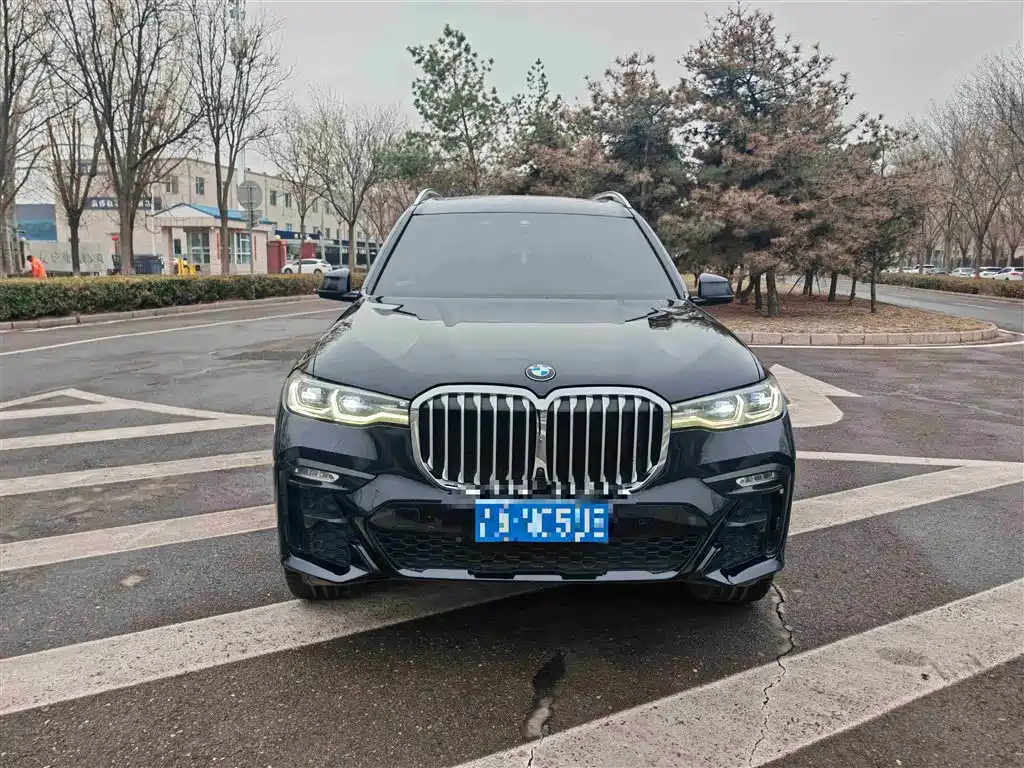 BMW X7 2021 xDrive40i Exclusive M Sports Package купить на сайте DeffCars