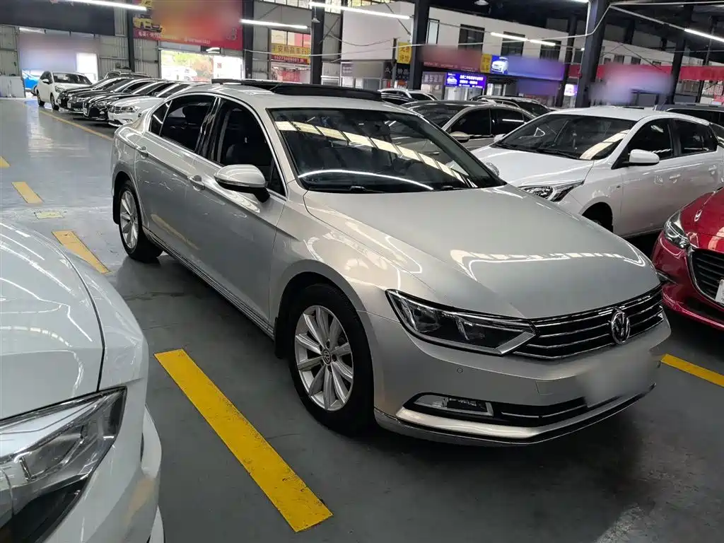 Magotan 2018 330TSI DSG leading model купить на сайте DeffCars