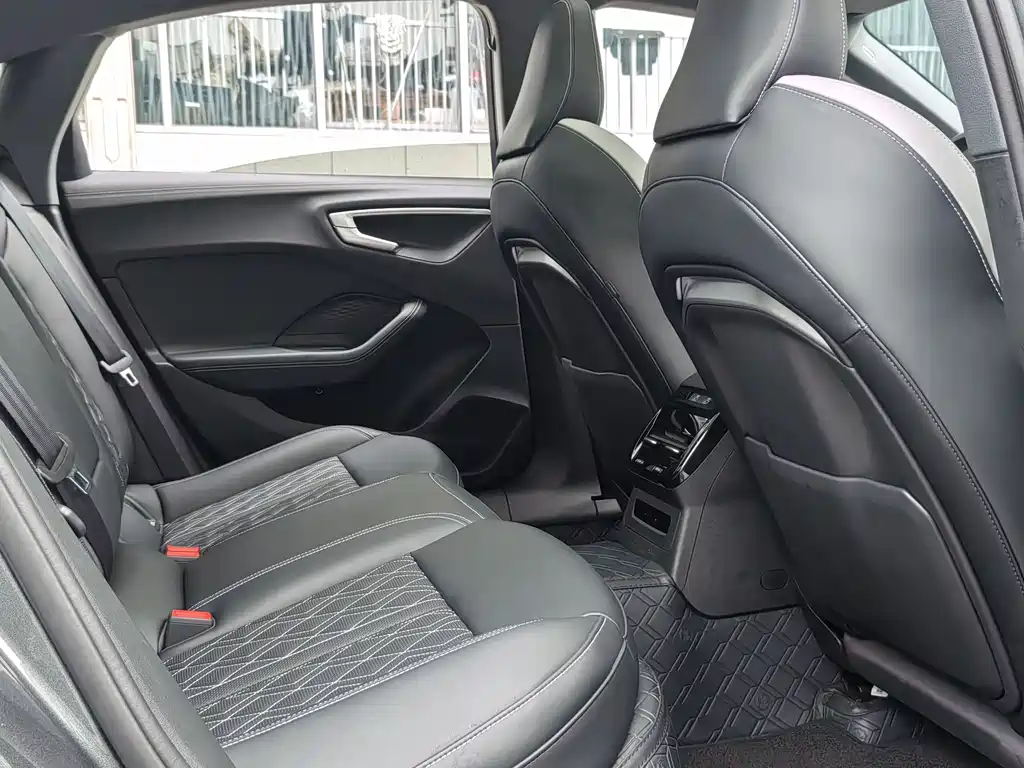 Audi A5L 2026 2.0T Sports Edition Plus купить на сайте DeffCars
