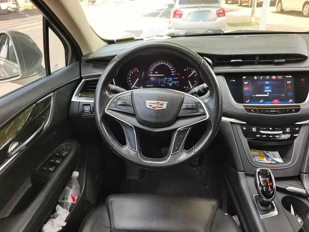 Cadillac XT5 2016 25t Luxury Edition купить на сайте DeffCars