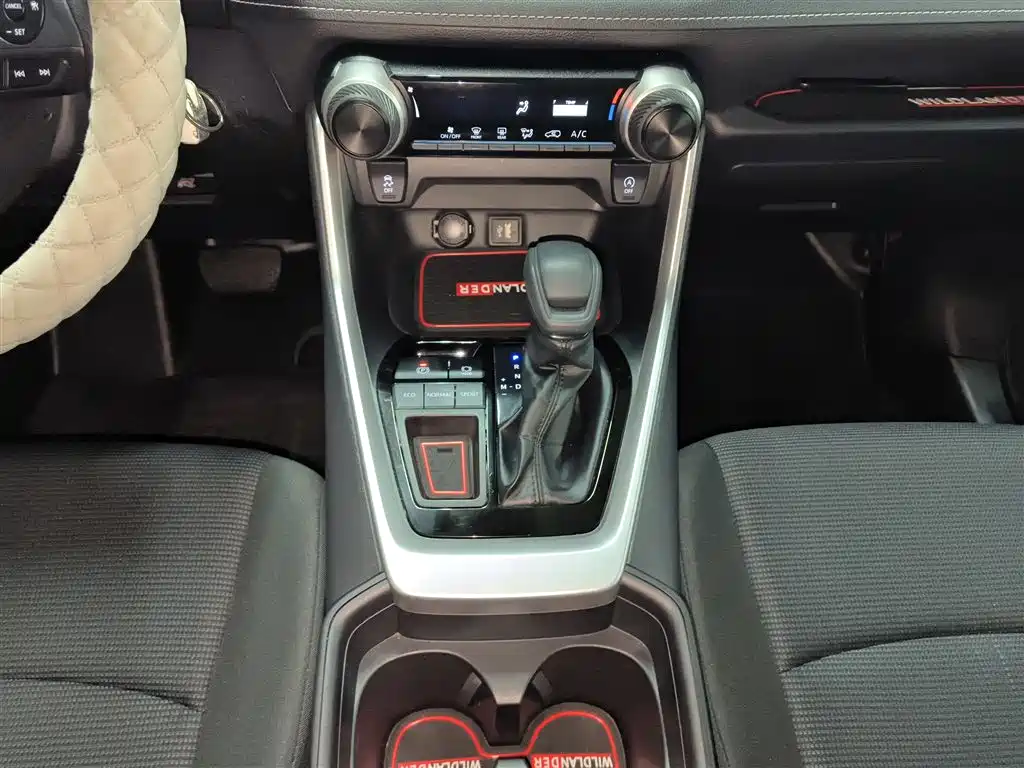 RAV4 Rongfang 2024 2.0L CVT two-wheel drive urban version купить на сайте DeffCars