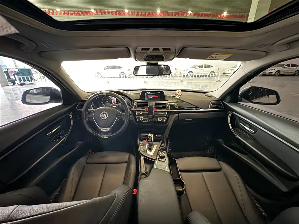 BMW 3 Series 2018 320Li Fashion Model купить на сайте DeffCars