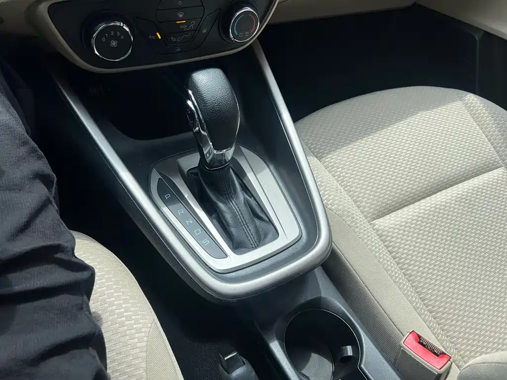 Forex 2015 1.5L automatic comfort model купить на сайте DeffCars