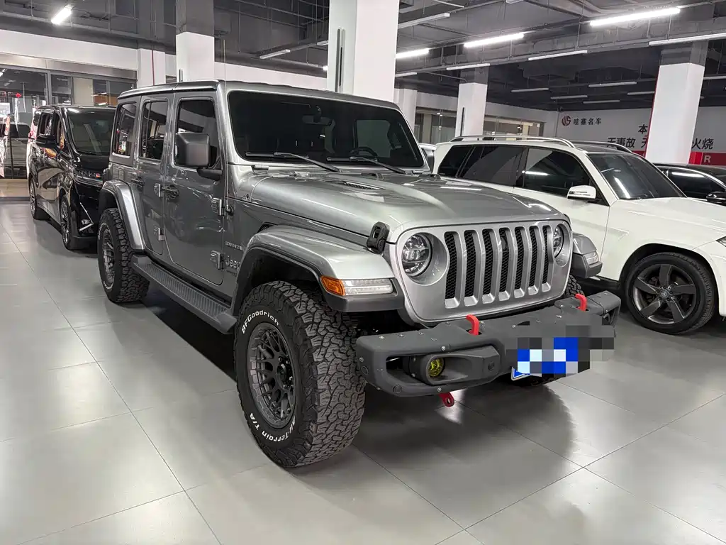 Wrangler 2019 2.0T Sahara four-door version National V купить на сайте DeffCars