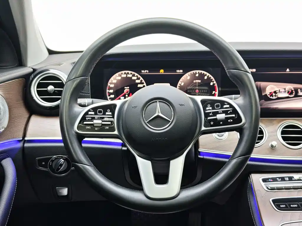 Mercedes-Benz E-Class 2019 facelift E 300 L fashionable model купить на сайте DeffCars