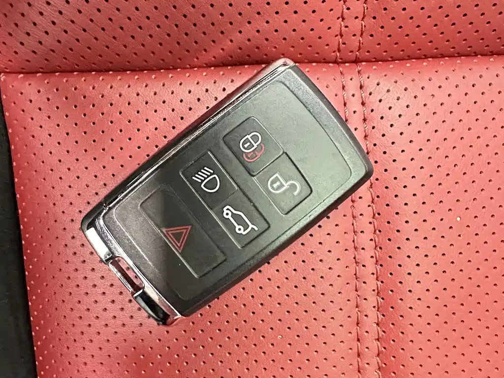 Range Rover Sport 2020 3.0 L6 SE купить на сайте DeffCars
