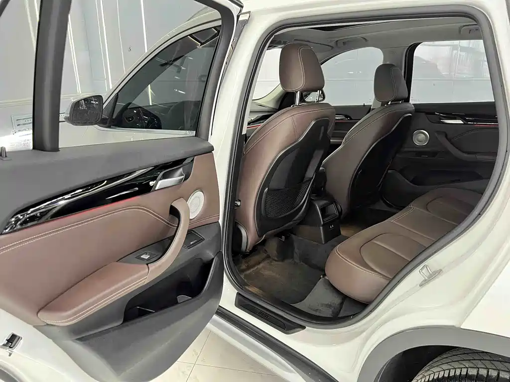 BMW X1 2022 sDrive20Li Fashion Model купить на сайте DeffCars