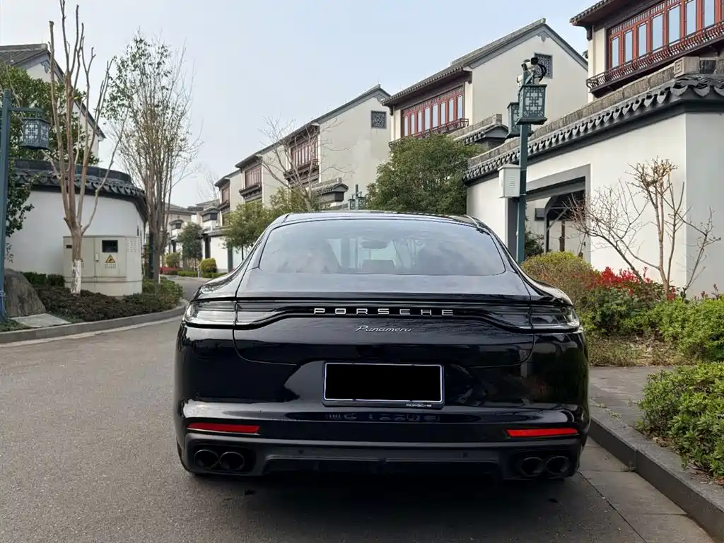 Panamera 2023 Panamera 2.9T Platinum Edition купить на сайте DeffCars