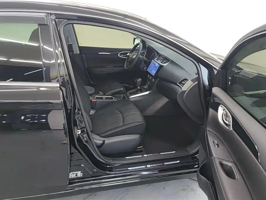 Sylphy 2024 model three facelift classic 1.6XE CVT comfort version купить на сайте DeffCars