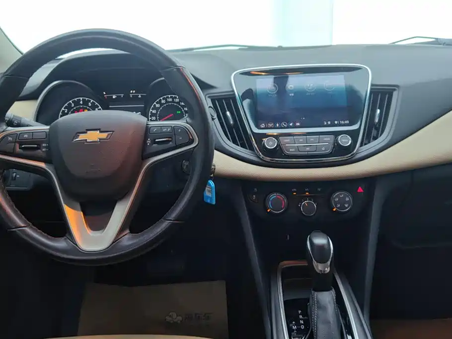 Cruze 2022 320 Automatic Sunroof Edition купить на сайте DeffCars