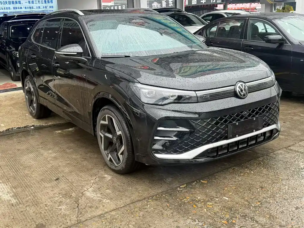 Tiguan L 2025 PRO 380TSI 2WD R-Line Smart Edition купить на сайте DeffCars