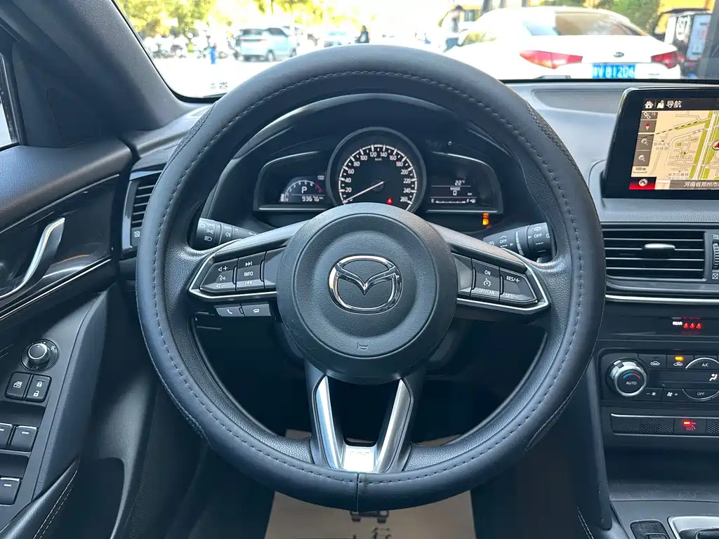 Mazda CX-4 2021 2.0L automatic two-wheel drive Blue Sky Exploration Edition купить на сайте DeffCars