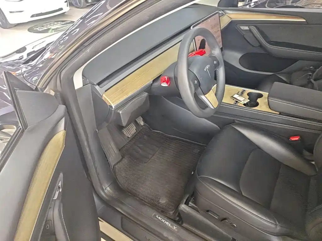 Model Y 2022 rear-wheel drive купить на сайте DeffCars