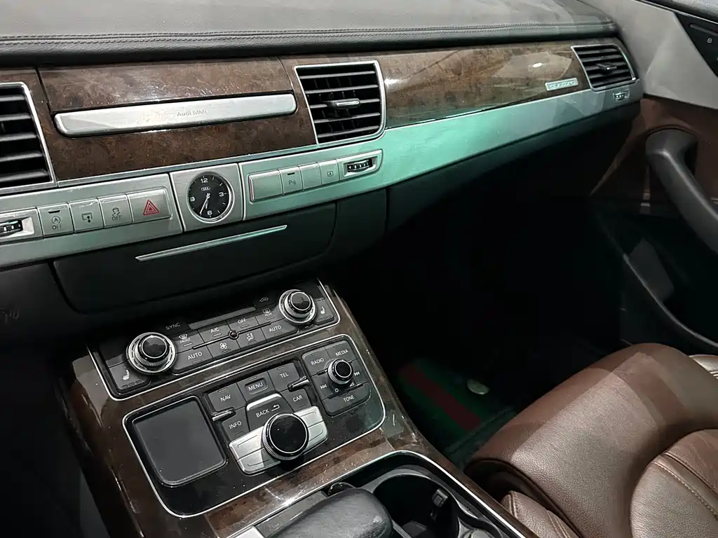 Audi A8 2016 A8L 45 TFSI quattro comfort type купить на сайте DeffCars