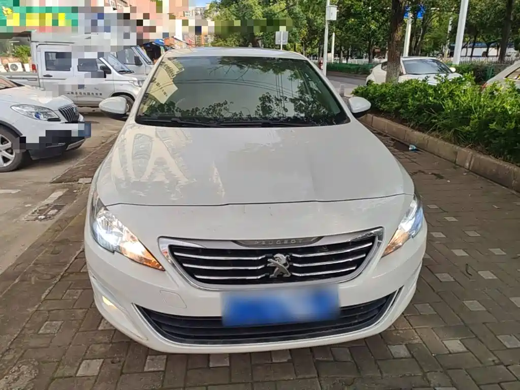Peugeot 408 2015 1.2T automatic luxury version купить на сайте DeffCars