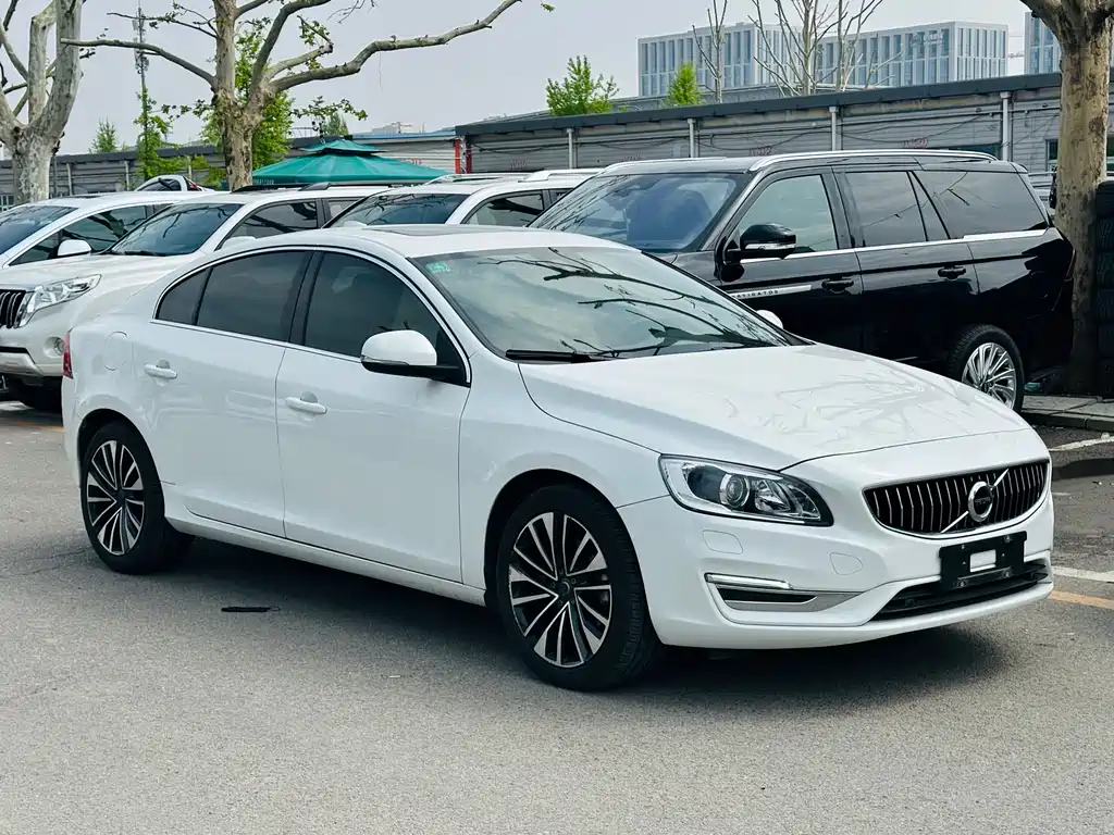 Volvo S60 2018 S60L T5 Zhiyu Enterprising Edition купить на сайте DeffCars